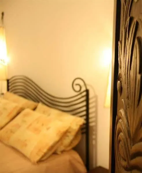 Aba Maya Guest House Alghero 2*,